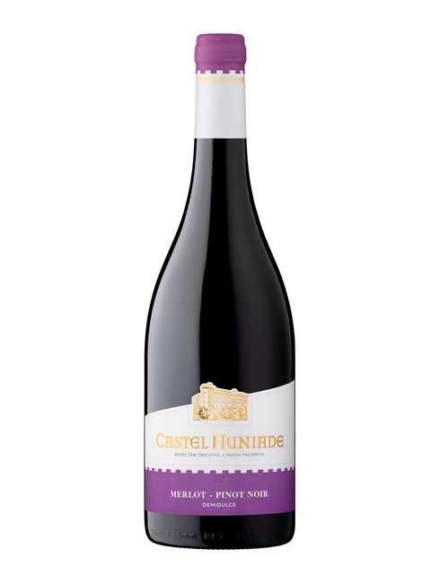 Recas Castel Huniade Merlot & Pinot Noir Red Wine