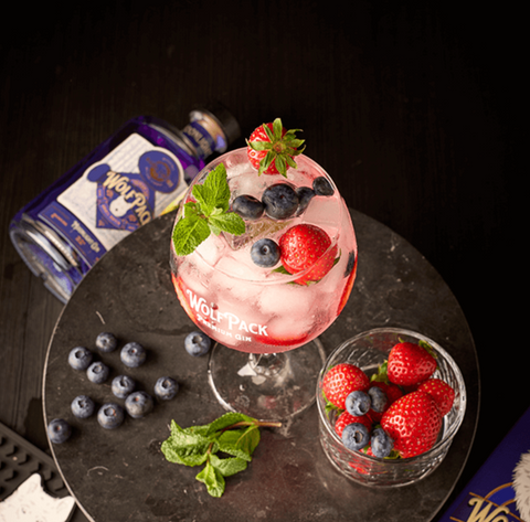 Magura Zamfirei WolfPack Moonlight Gin Gift Pack Premium Gin 700ml