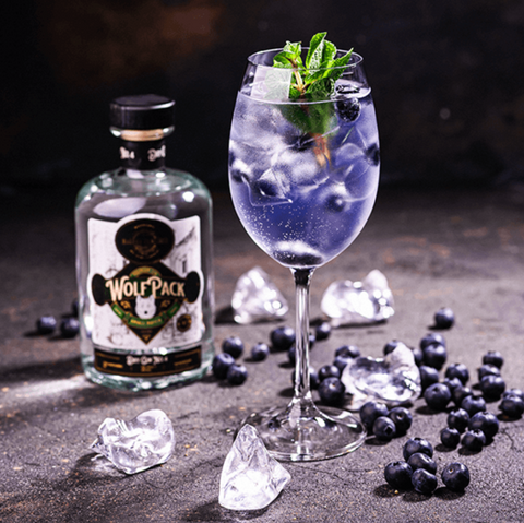 Magura Zamfirei WolfPack Dry Gin No 4 Gift Pack Premium Gin 700ml